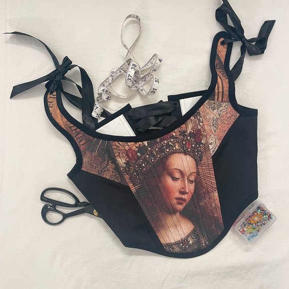 Designed by Katie @csreative.pigment Accessories - Fashionable corsets